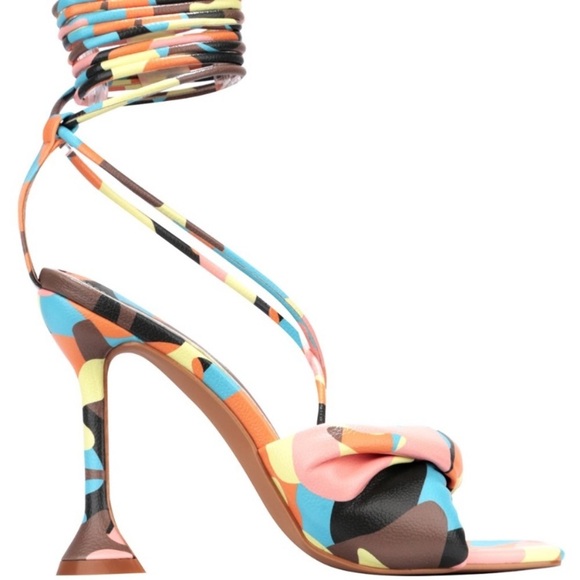 Cape Robbin multicolor camo square toe knotted strappy  high heel sandals sz 10 - Picture 2 of 12